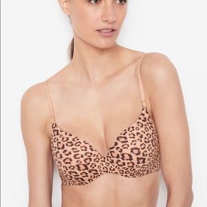 Incredible by Victoria’s Secret push-up bra with wiring 34B / pink grey leopard
